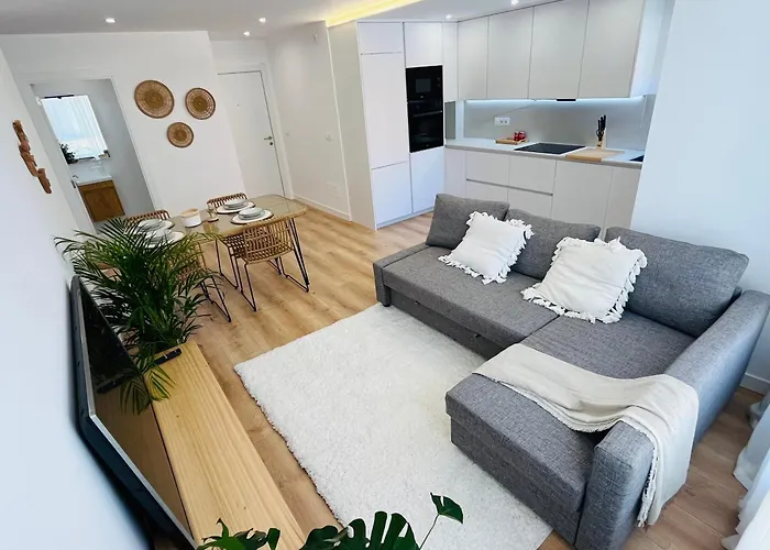 Ria Living - Mar 03 * 쎄