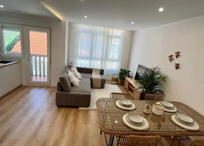 Ria Living - Mar 03 쎄