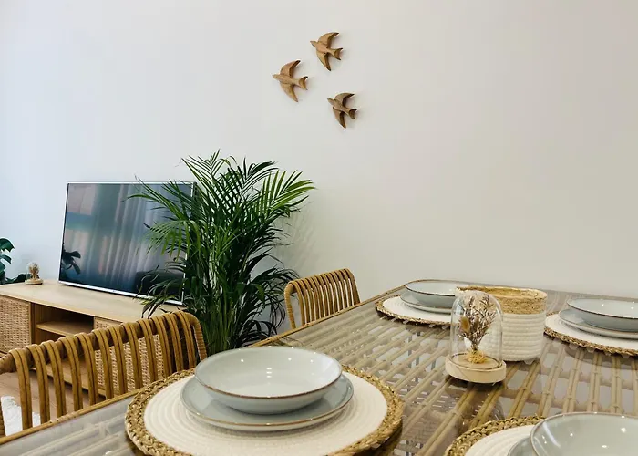 Ria Living - Mar 03 아파트 쎄