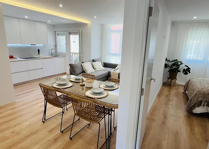 Ria Living - Mar 03 *