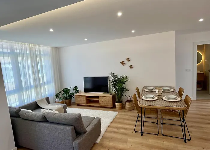 Ria Living - Mar 03